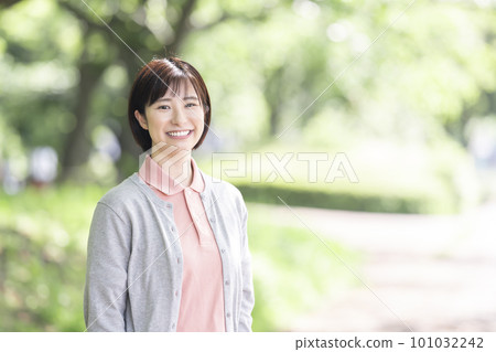 Young female caregiver Young female caregiver 101032242