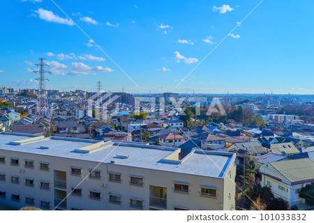 從神奈川縣川崎市淺生區千代丘5丁目勝坂附近眺望千代丘3號和4號 從神奈川縣川崎市淺生區千代丘5丁目勝坂附近眺望千代丘3號和4號 101033832