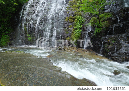 Ryusougataki Falls, Ikeda Town, Imadate District, Fukui Prefecture Ryusougataki Falls, Ikeda Town, Imadate District, Fukui Prefecture 101033861