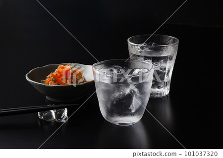 加冰燒酒 加冰燒酒 101037320