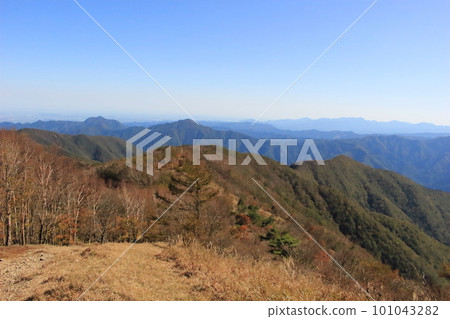 Scenery from Mt. Takanosu in Okutama Scenery from Mt. Takanosu in Okutama 101043282
