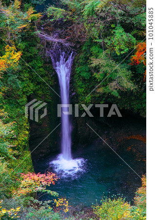 [日本瀑布百選] 2011年鳥取縣琴浦町大山瀑布倒塌前的下部觀景台 101045885