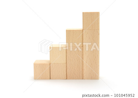 4塊積木向右堆積,積木,白色背景 4塊積木向右堆積,積木,白色背景 101045952