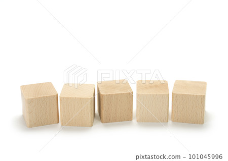5 square blocks arranged side by side Blocks white background 5 square blocks arranged side by side Blocks white background 101045996