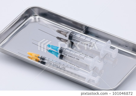 Medical image (syringe) Medical image (syringe) 101046872