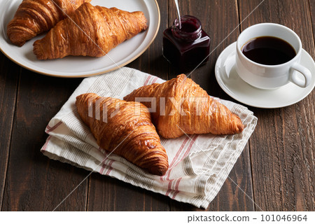 新月形麵包 101046964