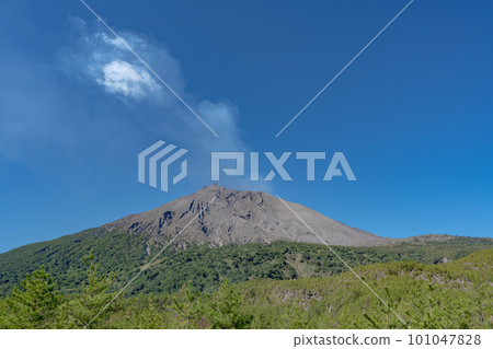 從Arimura熔岩天文台看到的櫻島 101047828