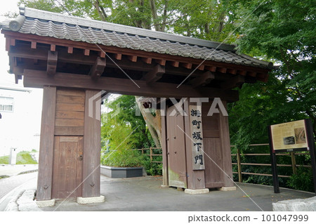 Restoration of the Sakashita Gate of Sasamachi, Mito Castle Ruins [Mito City, Ibaraki Prefecture] 101047999