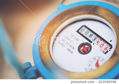 Water meters are used to record the amount of water consumption. 101048396