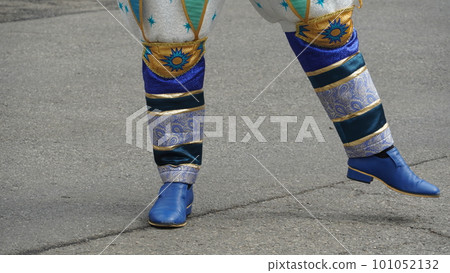 legs of clown in blue boots legs of clown in blue boots 101052132