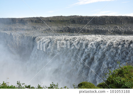 Splendid view of the Dettifoss waterfall in the northeast of Iceland Splendid view of the Dettifoss waterfall in the northeast of Iceland 101053188