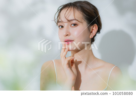 Beauty image of young women 101058080