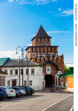 View of the ancient Pyatnitskie Gates in the Kolomna 101060616
