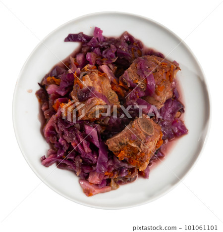 Baked pork ribs with vegetable garnish of braised red cabbage 101061101
