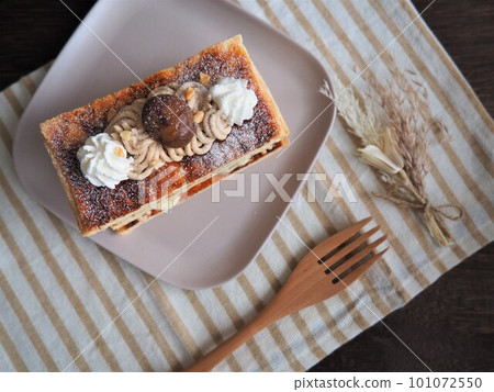 chestnut millefeuille chestnut millefeuille 101072550