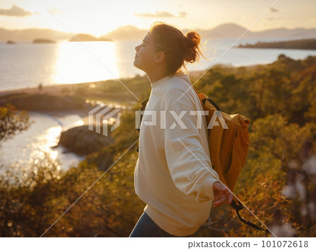 Travel and active lifestyle concept. 101072618