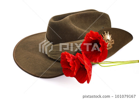 Anzac Day army slouch hat with red poppy isolated on white background. Anzac Day army slouch hat with red poppy isolated on white background. 101079167