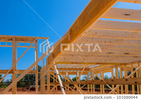 Building beam stick home of layout joists trusses wooden framework was carried during construction home 101080044