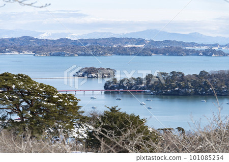 Three Views of Japan in Winter Matsushima 101085254