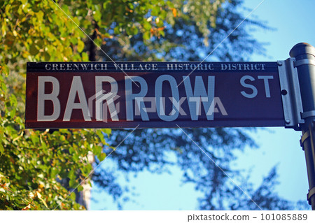 Barrow Street brown traffic sign in New York in Greenwich village historic district Barrow Street brown traffic sign in New York in Greenwich village historic district 101085889