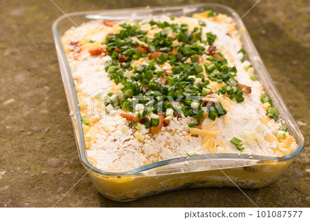 Banosh Hutsul cuisine. Corn porridge with cream, sheep cheese, cracklings 101087577