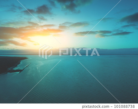 Early morning. Sunrise over the sea 101088738