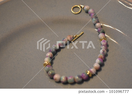 handmade bracelet handmade bracelet 101096777