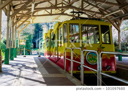 東京出發的高尾山纜車清瀧站 東京出發的高尾山纜車清瀧站 101097680
