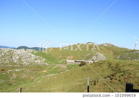 The natural beauty of Shikoku Karst The natural beauty of Shikoku Karst 101099659