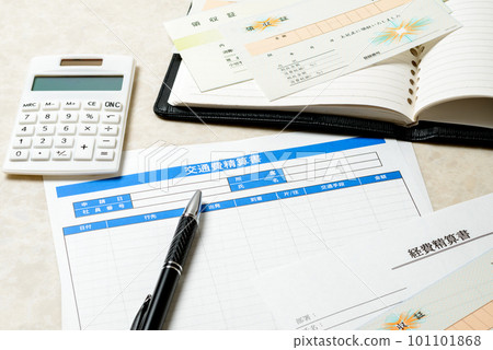 Business image Documents related to business, etc. 101101868