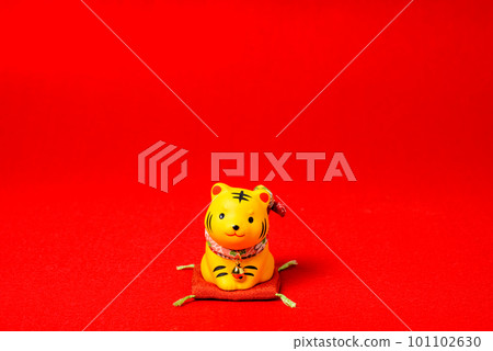 cute tiger figurine cute tiger figurine 101102630