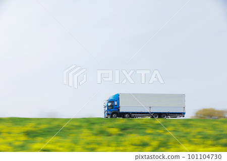 Truck image Truck image 101104730