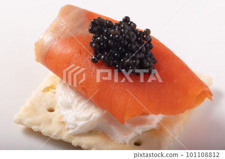 Smoked Salmon Canapes (Lumpfish Caviar) Smoked Salmon Canapes (Lumpfish Caviar) 101108812