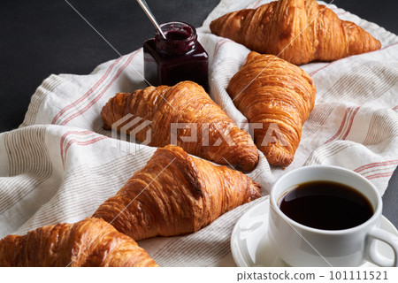 Croissant Croissant 101111521