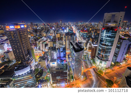 大阪站前3號樓夜景(禦堂筋方向) 大阪站前3號樓夜景(禦堂筋方向) 101112718