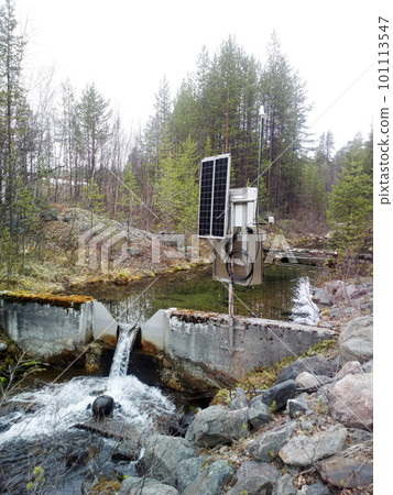 Science. Hydrological research. Measurement of water flow Science. Hydrological research. Measurement of water flow 101113547