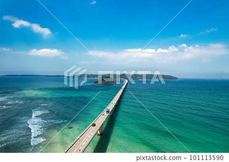 橫跨角島的角島大橋 橫跨角島的角島大橋 101113590