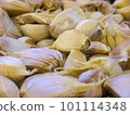 Pile - Clove - Garlic - Macro - Ingredient - Spice - Aromatic - Closeup - Seasoning 101114348