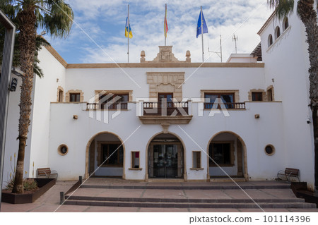 Town hall building, Perto del Rosario, Fuerteventura Town hall building, Perto del Rosario, Fuerteventura 101114396