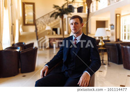Luxury groom in suit. Businessman. The morning... - Stock Photo [101114477]  - PIXTA