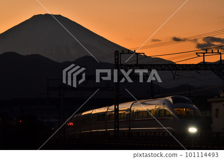 Mt.Fuji at sunset and Romancecar 101114493