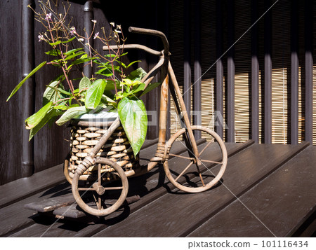 Cute bicycle shaped planter flower pot Cute bicycle shaped planter flower pot 101116434