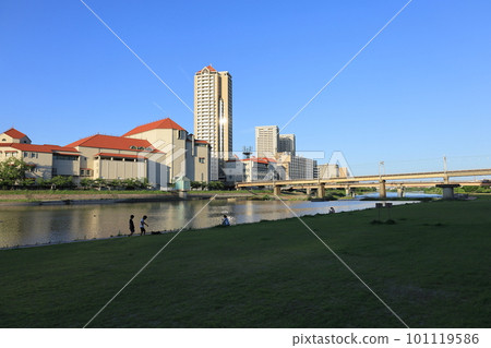 Children playing on the Mukogawa riverbed Children playing on the Mukogawa riverbed 101119586