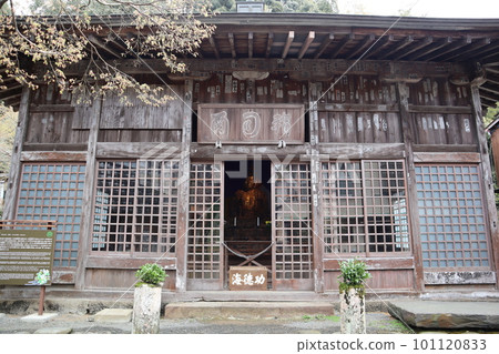 Shigetsuden (a place where Hojo Masako prays for the soul of her son Yoriie) Shigetsuden (a place where Hojo Masako prays for the soul of her son Yoriie) 101120833