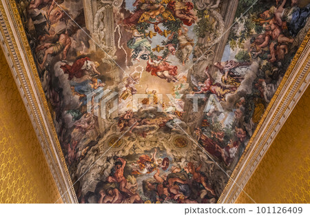 Ceiling fresco in Palazzo Barberini, Rome, Italy Ceiling fresco in Palazzo Barberini, Rome, Italy 101126409