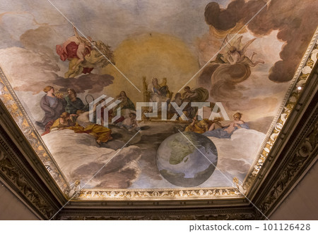 Ceiling fresco in Palazzo Barberini, Rome, Italy Ceiling fresco in Palazzo Barberini, Rome, Italy 101126428