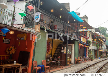 Beautiful scenery of Train Street in Hanoi, the capital of Vietnam 101127635