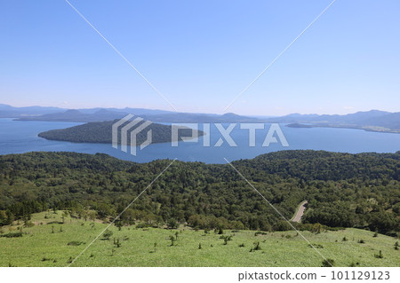 Hokkaido, Bihoro Pass, Lake Kussharo in clear weather overlooking vast land and lake Hokkaido, Bihoro Pass, Lake Kussharo in clear weather overlooking vast land and lake 101129123