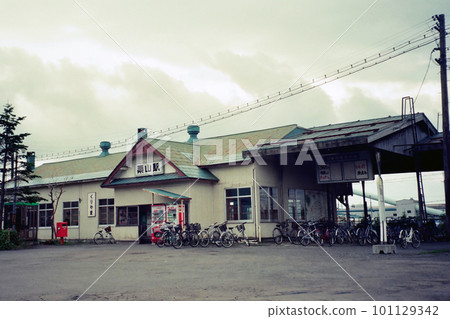 Yubari Railway Hakodate Main Line Kuriyama Station 101129342