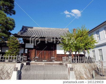 Saijo Honjin (Ochaya) Ruins (Higashi-Hiroshima City, Hiroshima Prefecture), which prospered as a post town on the Sanyo Expressway Saijo Honjin (Ochaya) Ruins (Higashi-Hiroshima City, Hiroshima Prefecture), which prospered as a post town on the Sanyo Expressway 101129919